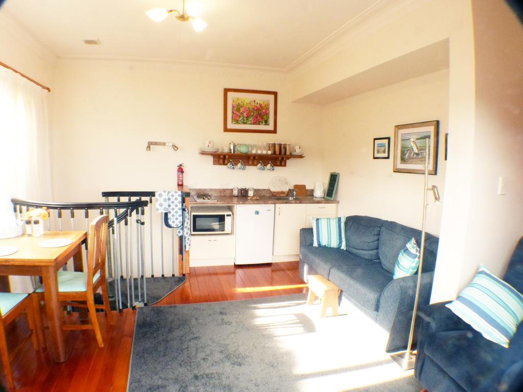 Arts Content Harbour View Appartamento Macandrew Bay Esterno foto