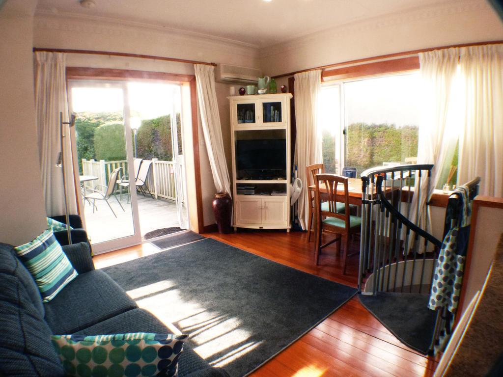 Arts Content Harbour View Appartamento Macandrew Bay Esterno foto